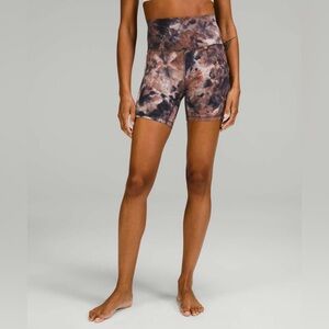 Lululemon Align High-Rise Short with Pockets 6" in diamond dye - size 4